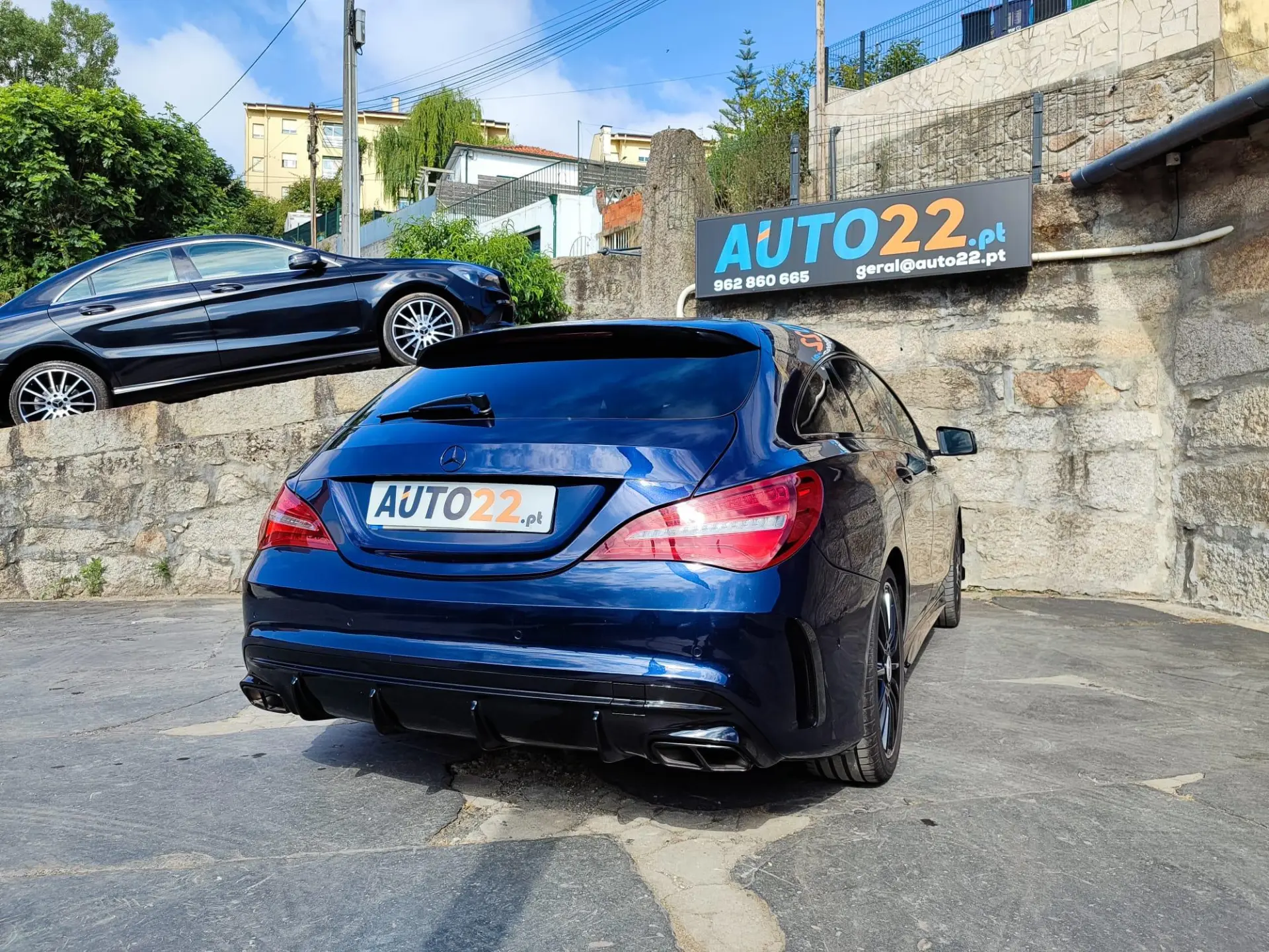 Mercedes-Benz CLA 180 AMG Line 4