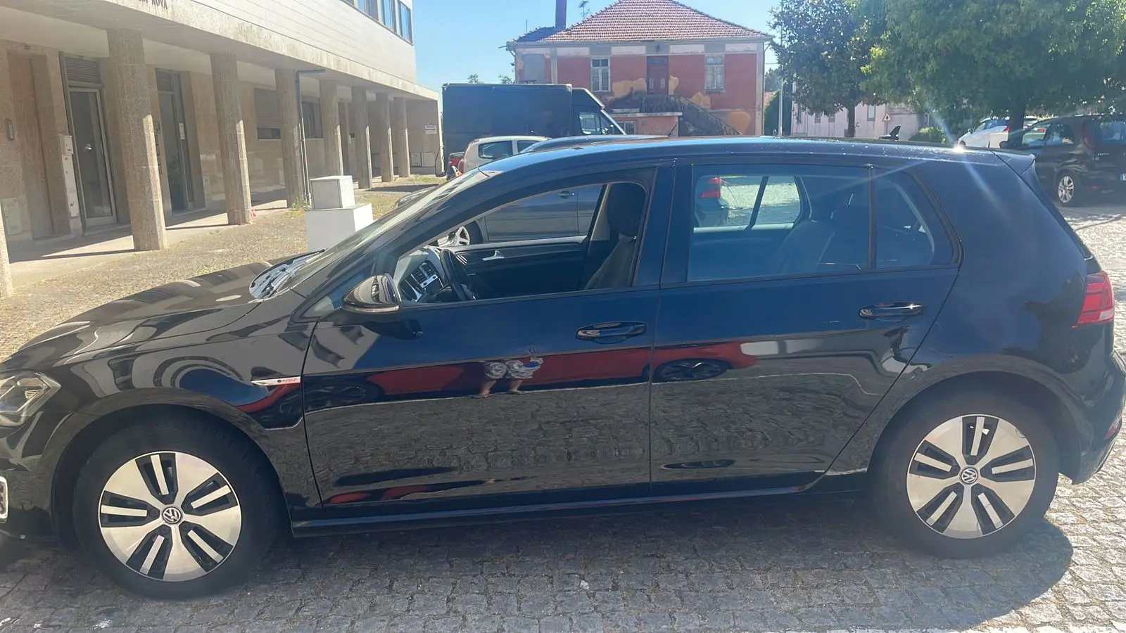 Volkswagen e-Golf Standard 5