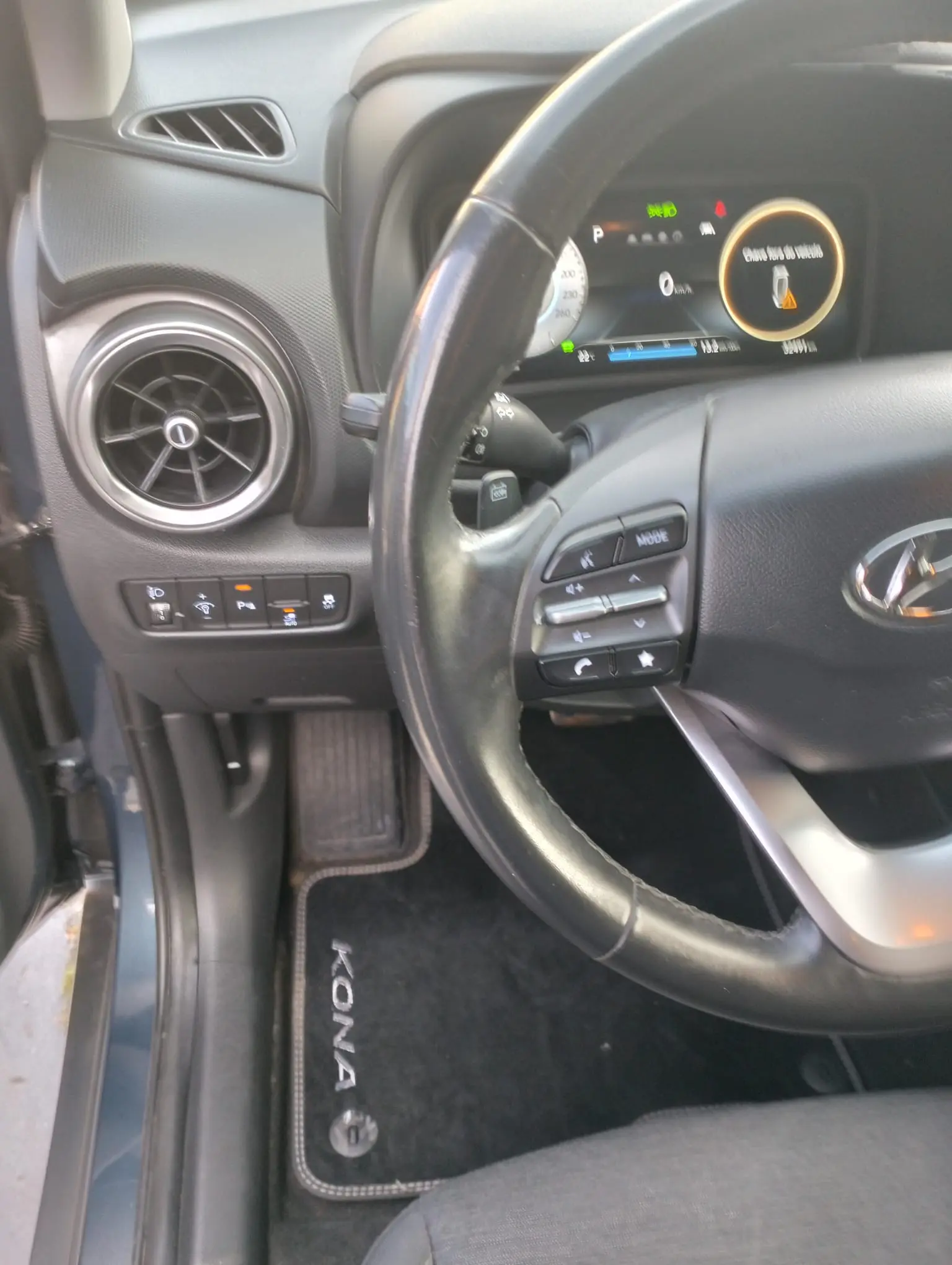 Hyundai Kauai Business 10