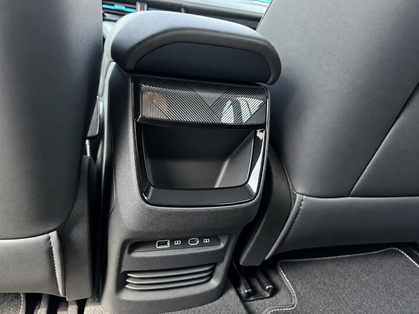 MG MG5 51 kWh Luxury 14