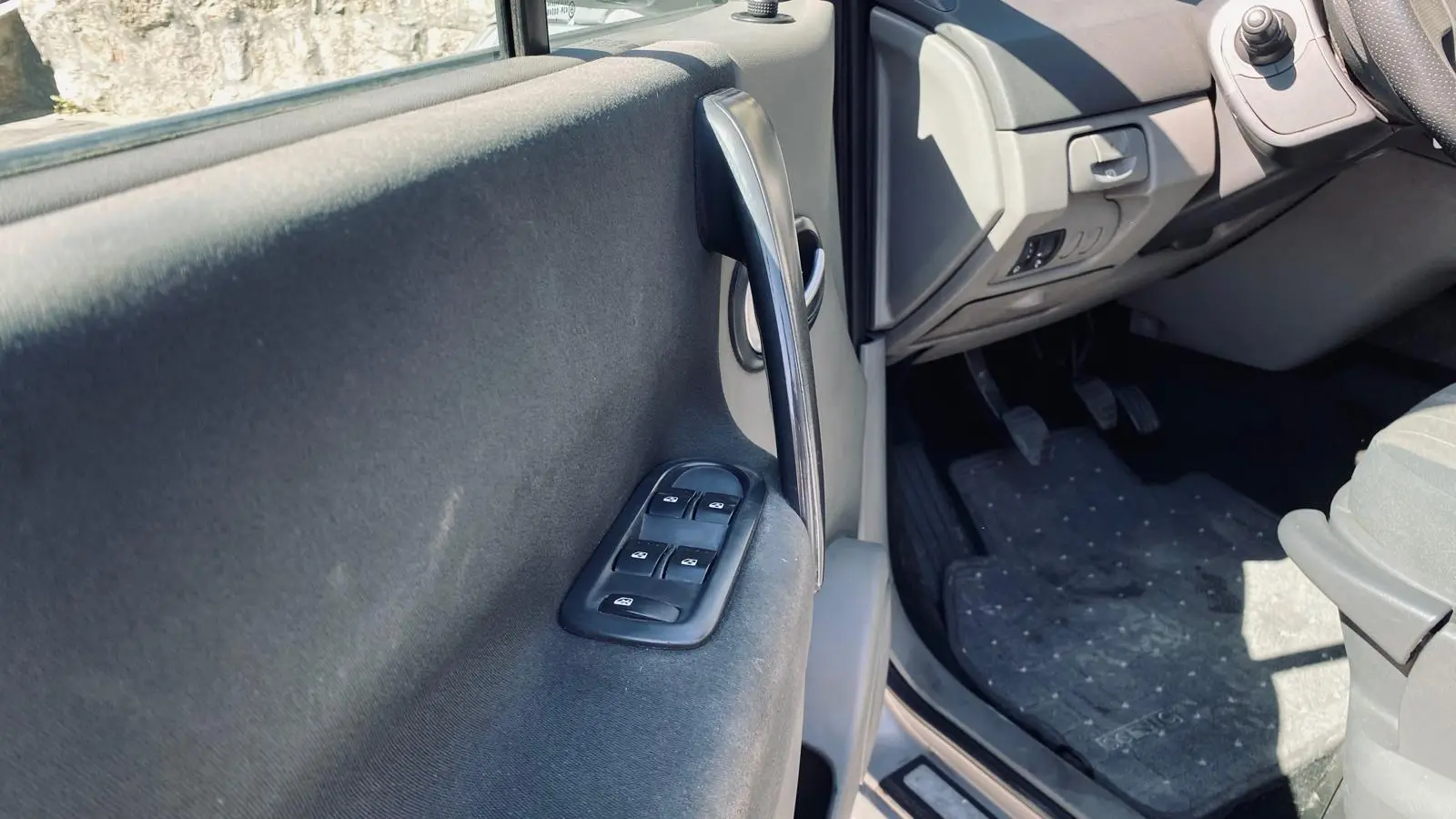 Renault Scénic 1.5 DCI Confort 10
