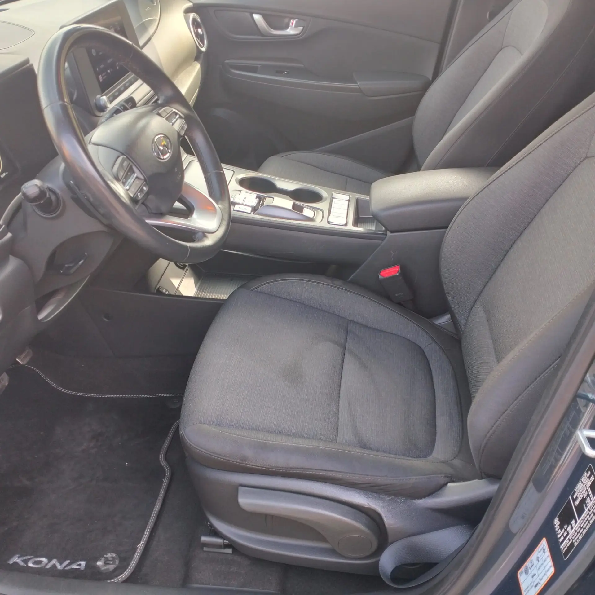 Hyundai Kauai Business 13