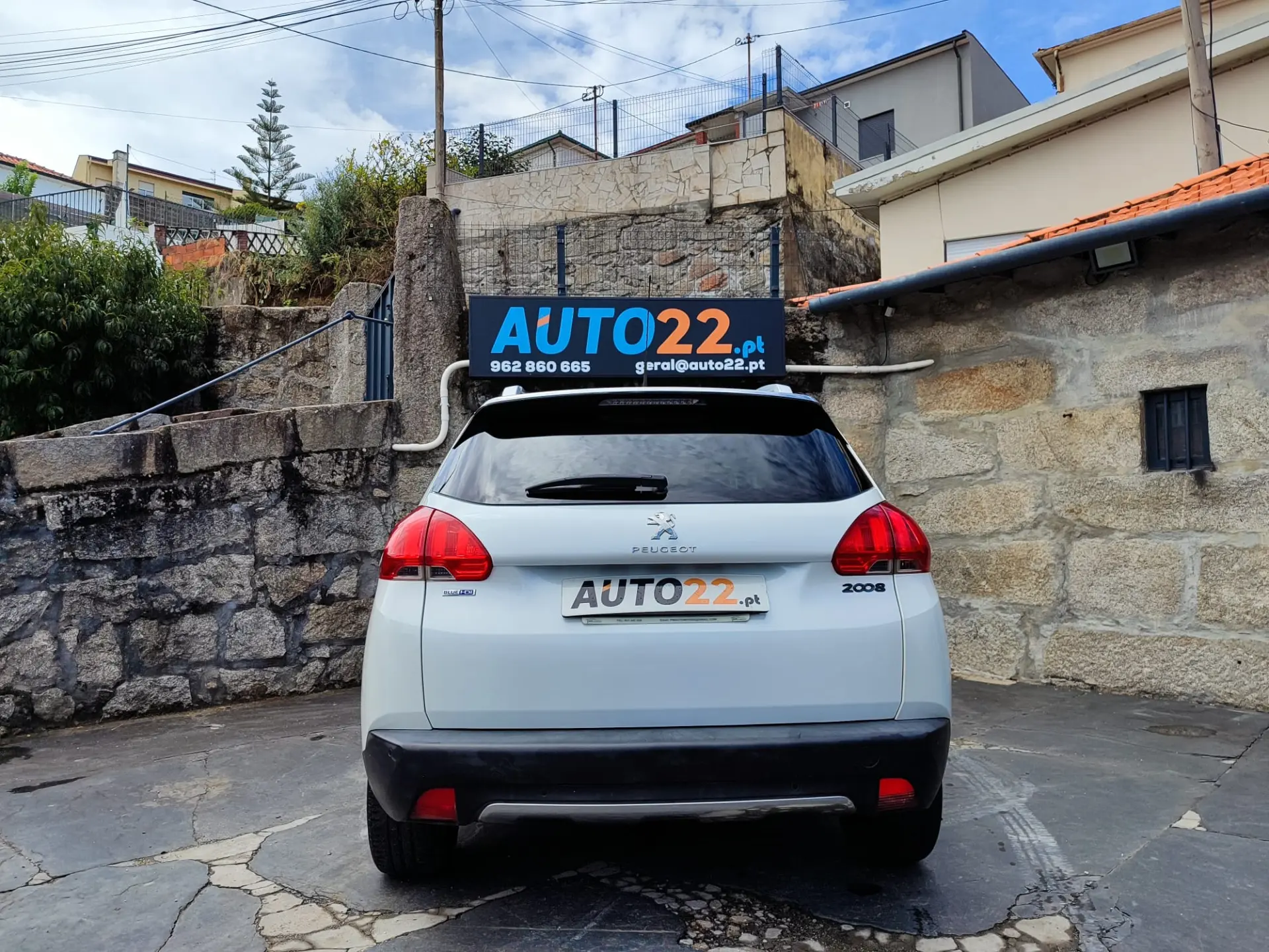 Peugeot 2008 1.6 BleuHDI 100 5