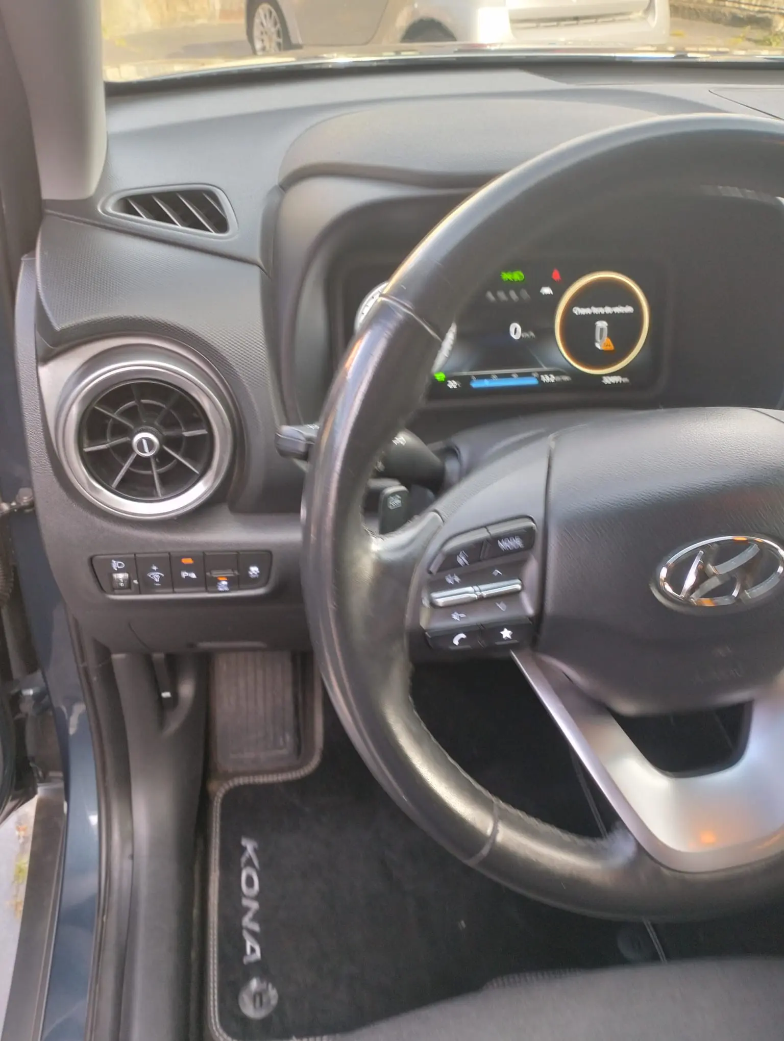 Hyundai Kauai Business 8