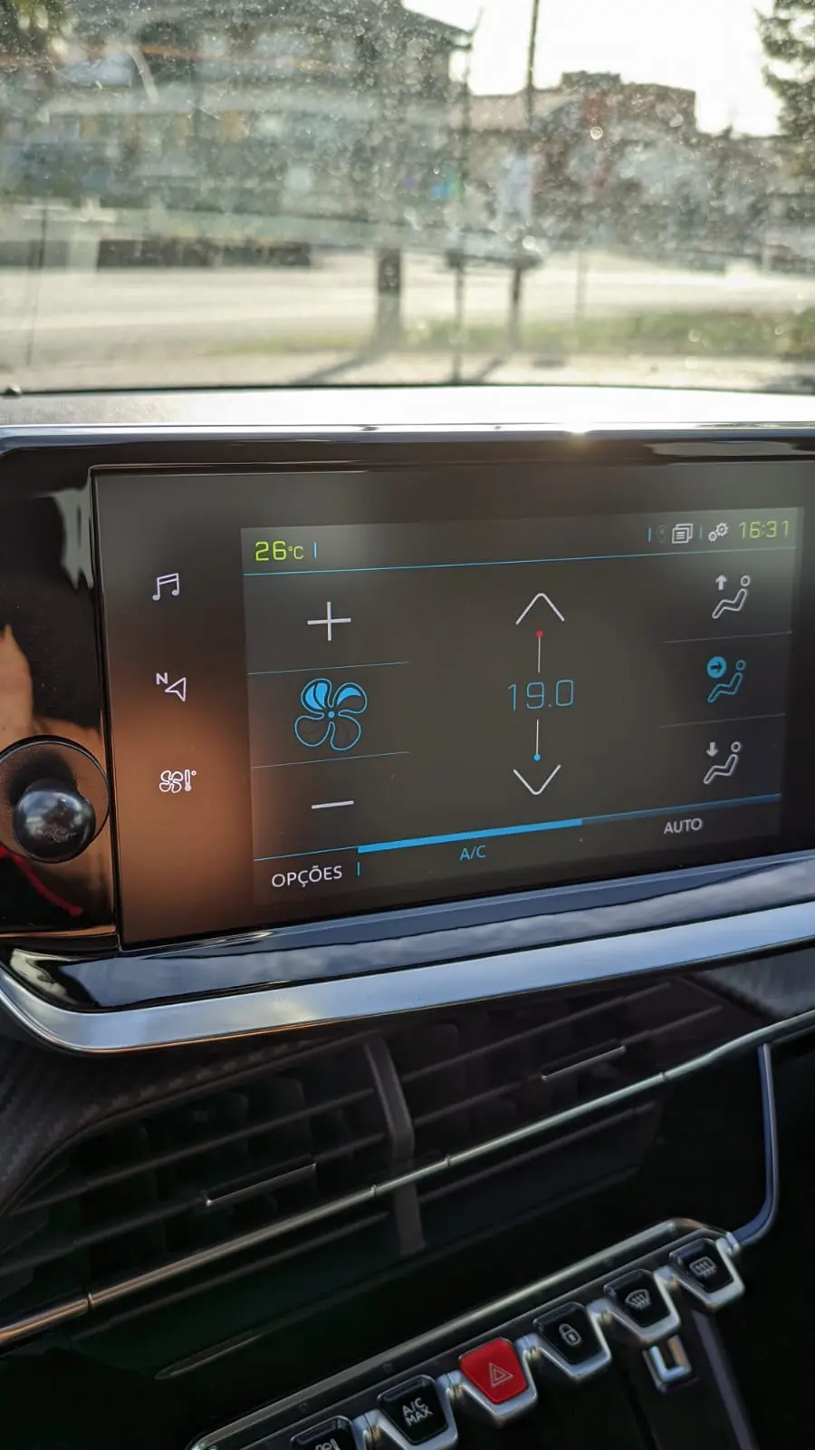 Peugeot e-208 50 kWh Active 12