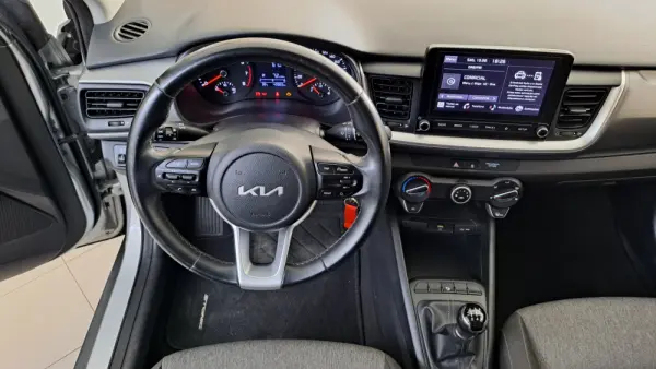 Kia Stonic 1.2 Dynamic 11