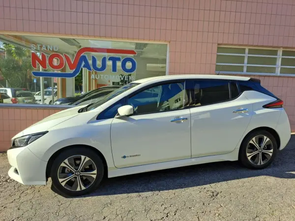 Nissan Leaf N-Connecta 4