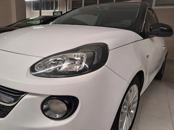 Opel Adam 1.2 Glam 17