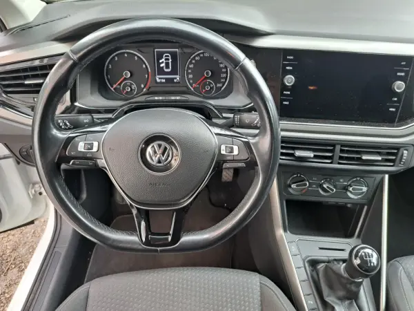 Volkswagen Polo Confortline 14