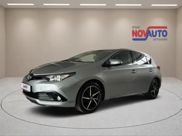 Toyota Auris 1.2T Exclusive 7