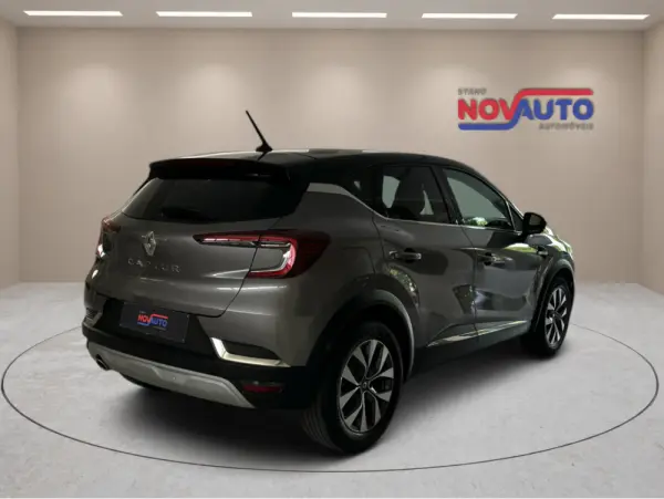 Renault Captur 1.0 TCe Techno 3