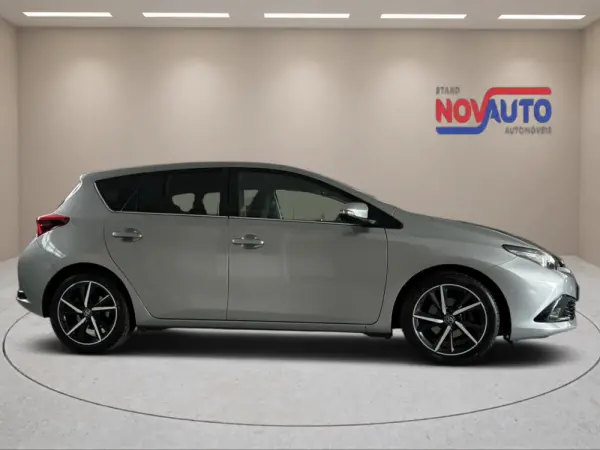 Toyota Auris 1.2T Exclusive 2