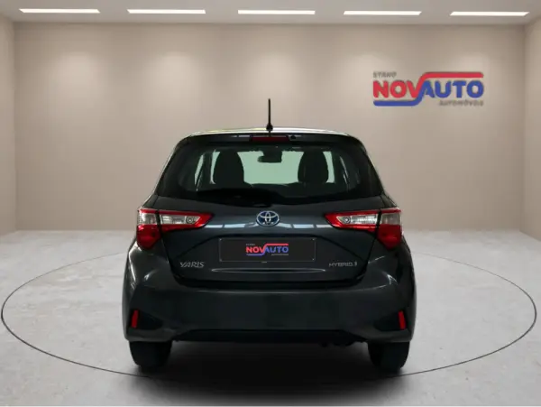 Toyota Yaris 1.5 HSD Sport +P.Techno+P.Luxury 4