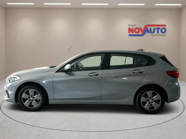 BMW 116 d Advantage 6