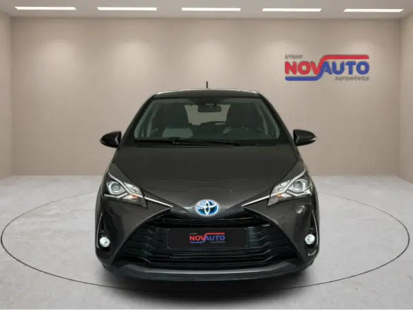 Toyota Yaris 1.5 HSD Sport +P.Techno+P.Luxury 8