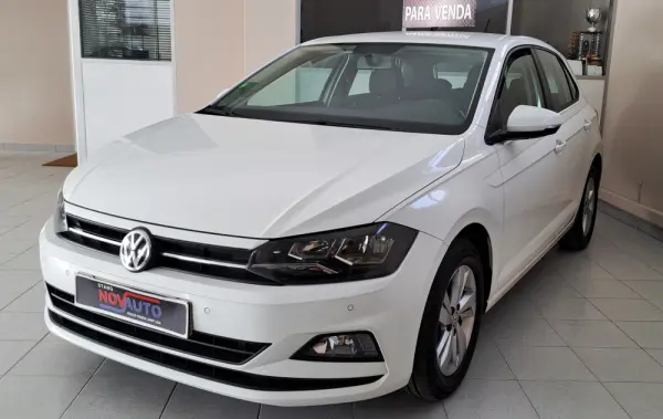 Volkswagen Polo Confortline 6