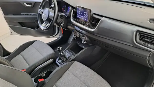 Kia Stonic 1.2 Dynamic 15