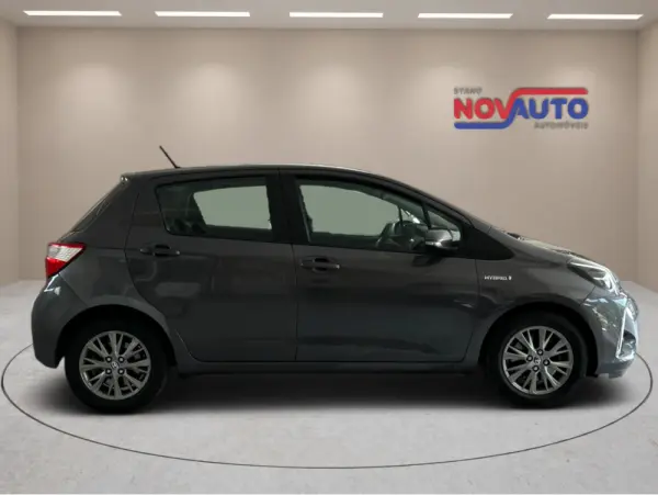 Toyota Yaris 1.5 HSD Sport +P.Techno+P.Luxury 2
