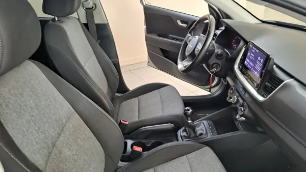Kia Stonic 1.2 Dynamic 16