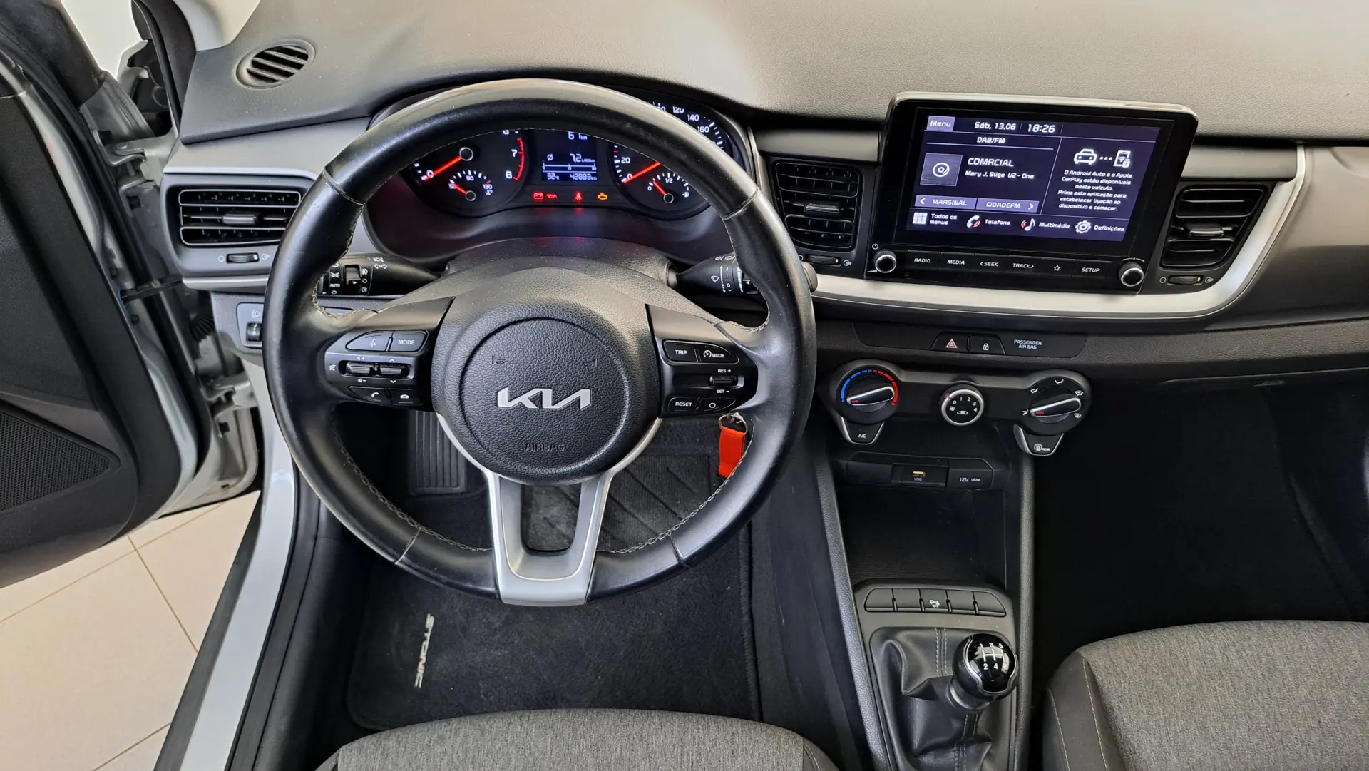 Kia Stonic 1.2 Dynamic 11