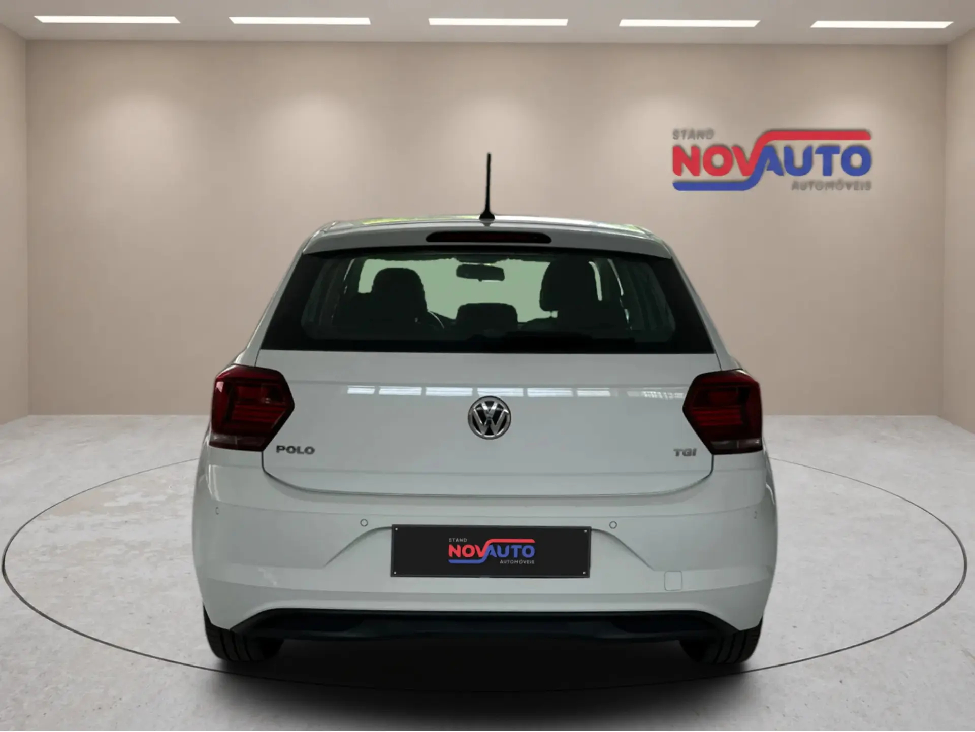 Volkswagen Polo Confortline 4