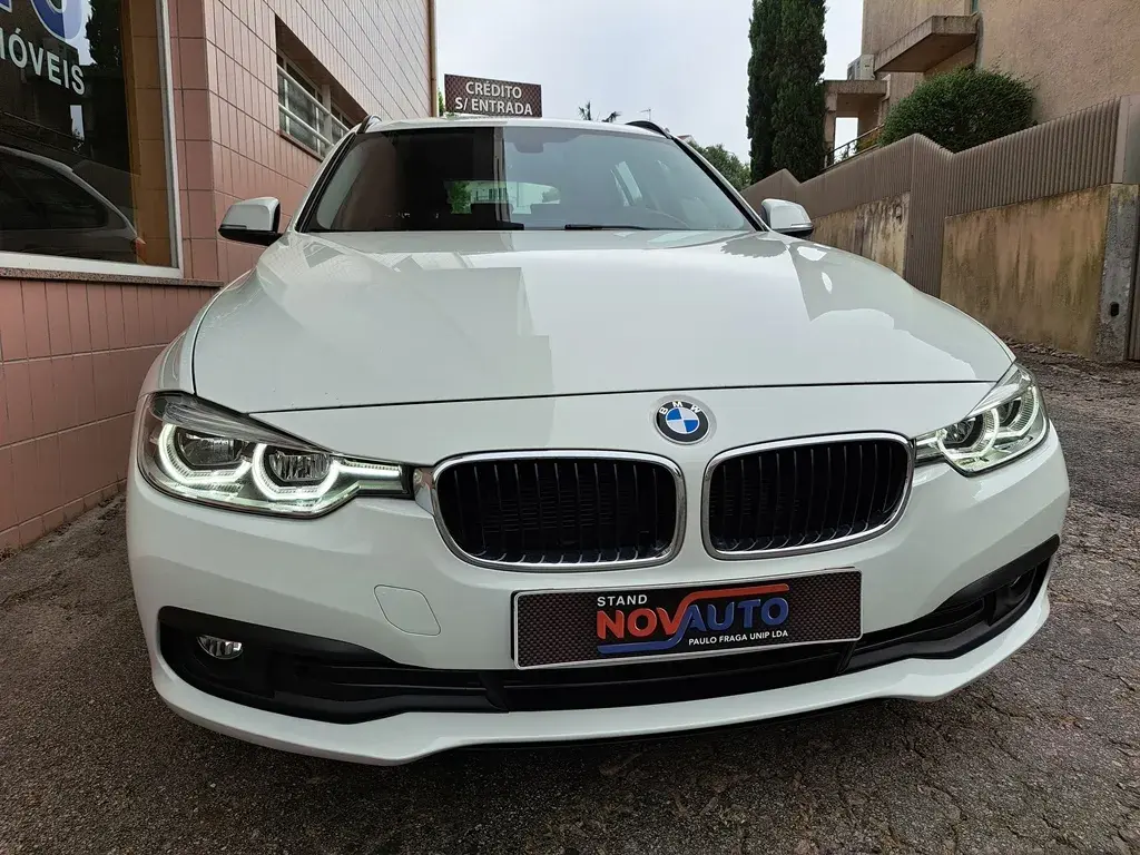 BMW 318 d Touring 34