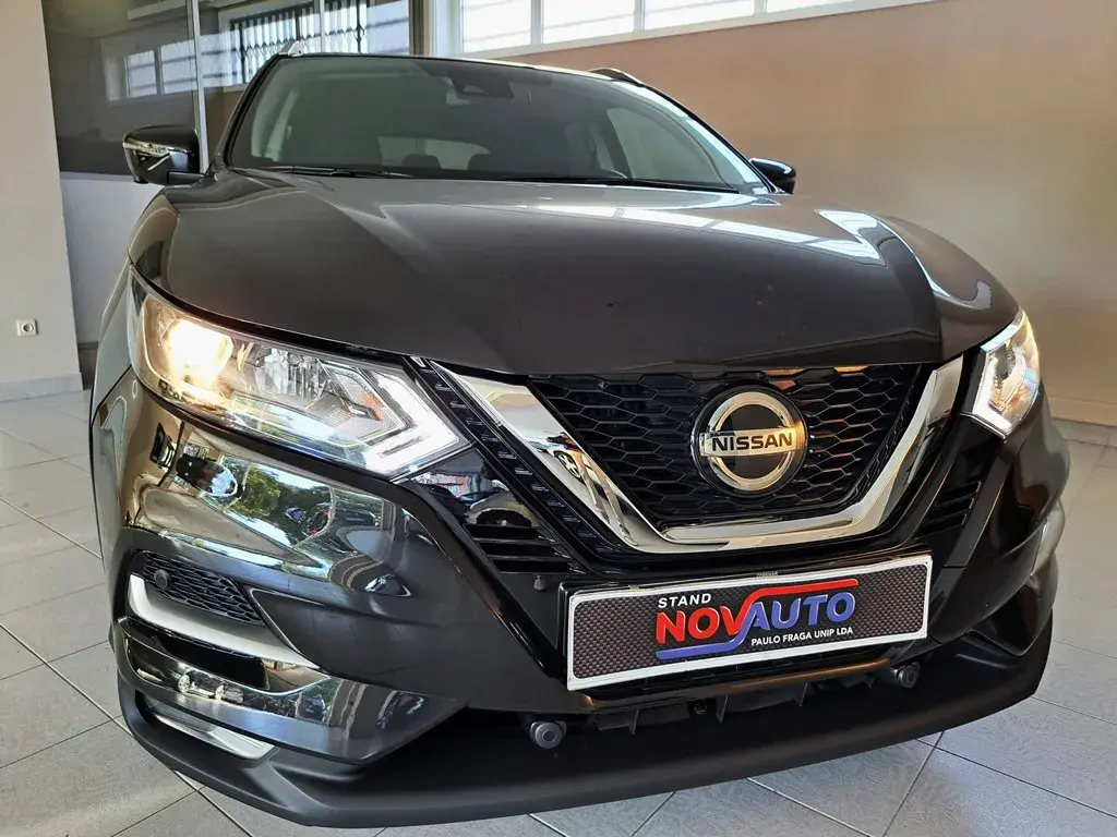 Nissan Qashqai 1.3 DIG-T N-Connecta J18 5