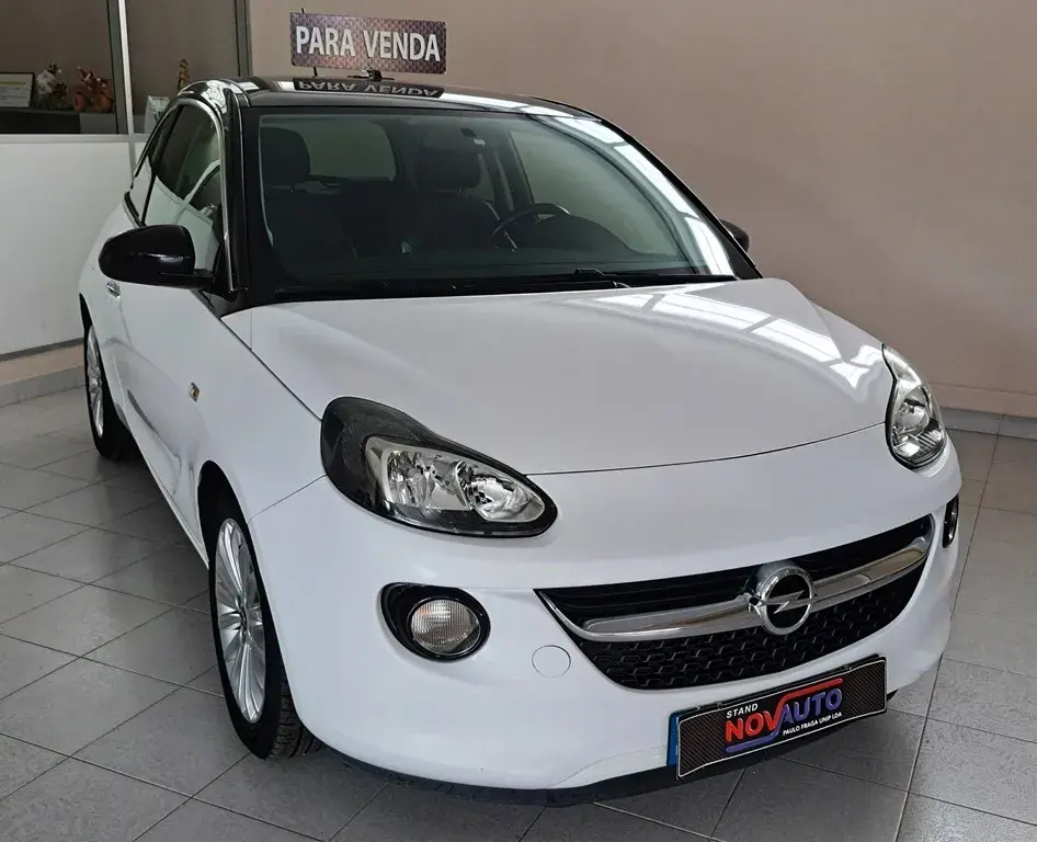 Opel Adam 1.2 Glam 2