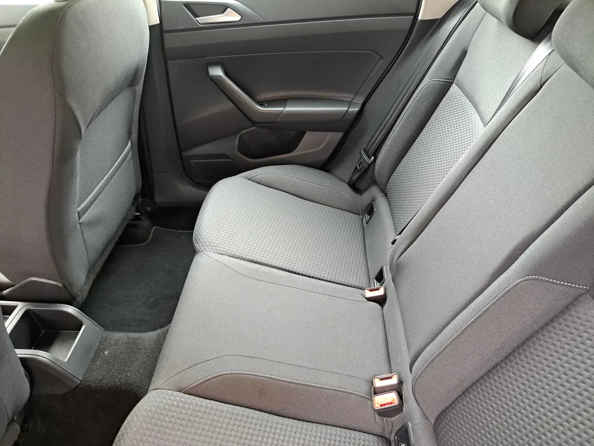 Volkswagen Polo Confortline 21