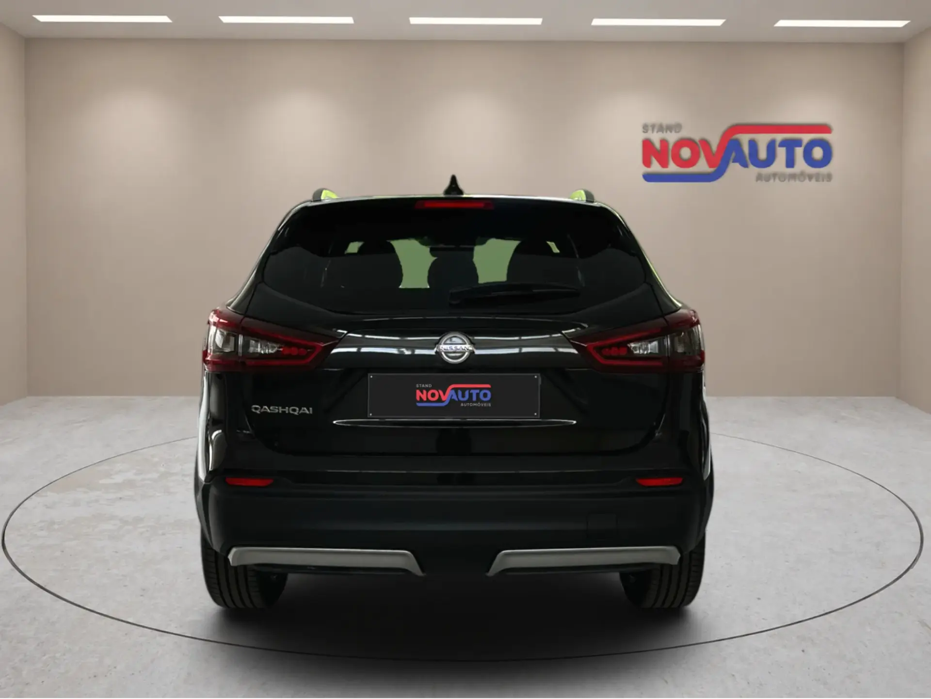 Nissan Qashqai 1.3 DIG-T N-Connecta J18 4
