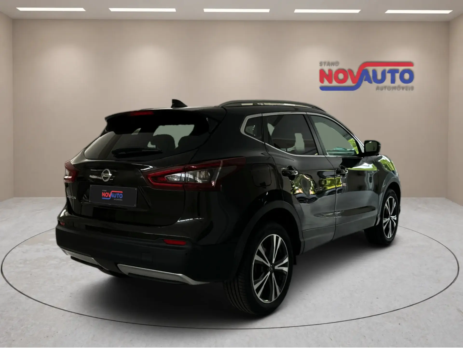 Nissan Qashqai 1.3 DIG-T N-Connecta J18 3