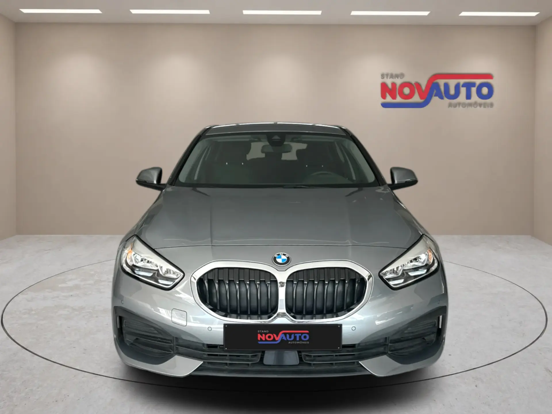 BMW 116 d Advantage 8
