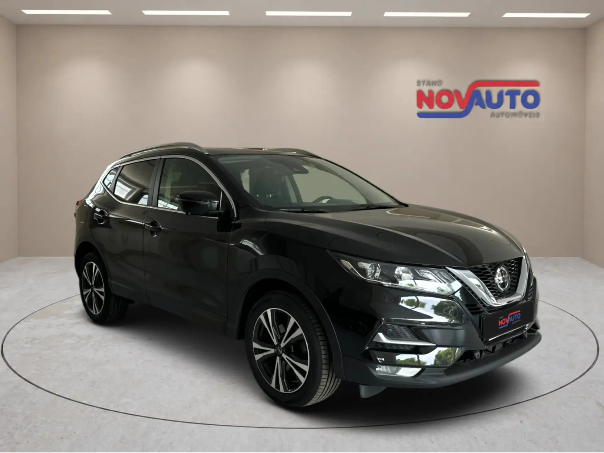 Nissan Qashqai 1.3 DIG-T N-Connecta J18 1