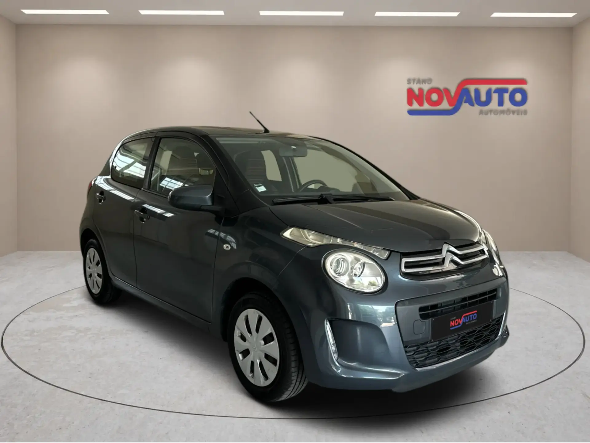 Citroen C1 1.0 VTi Feel 1