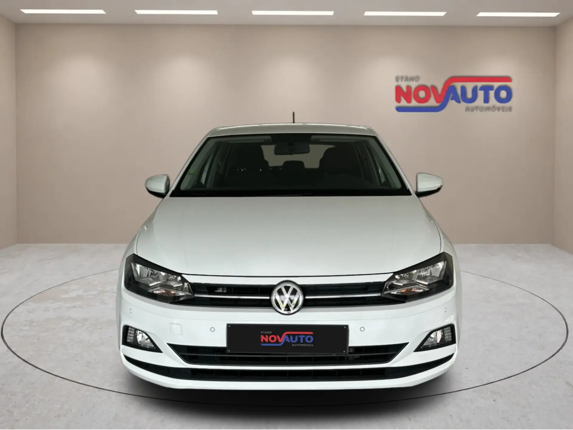 Volkswagen Polo Confortline 8
