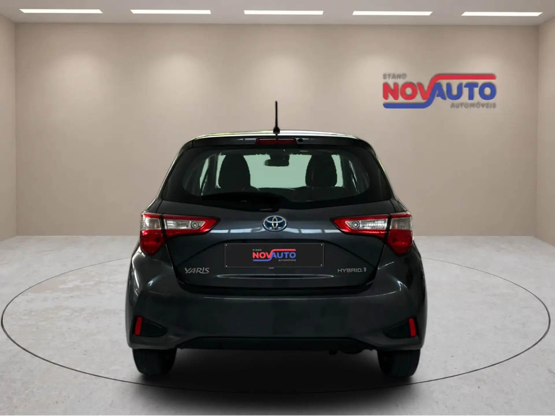 Toyota Yaris 1.5 HSD Sport +P.Techno+P.Luxury 4