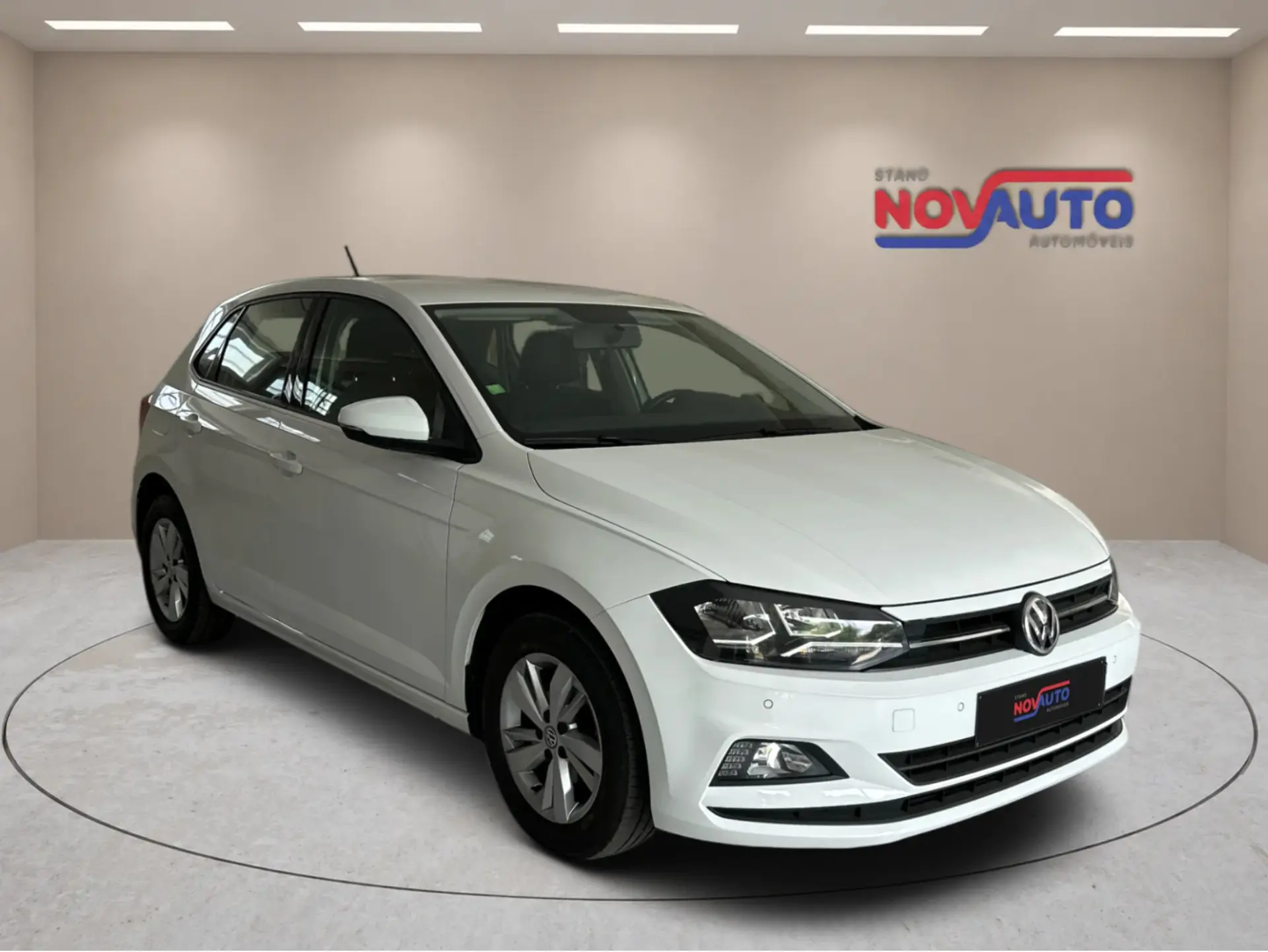Volkswagen Polo Confortline 1