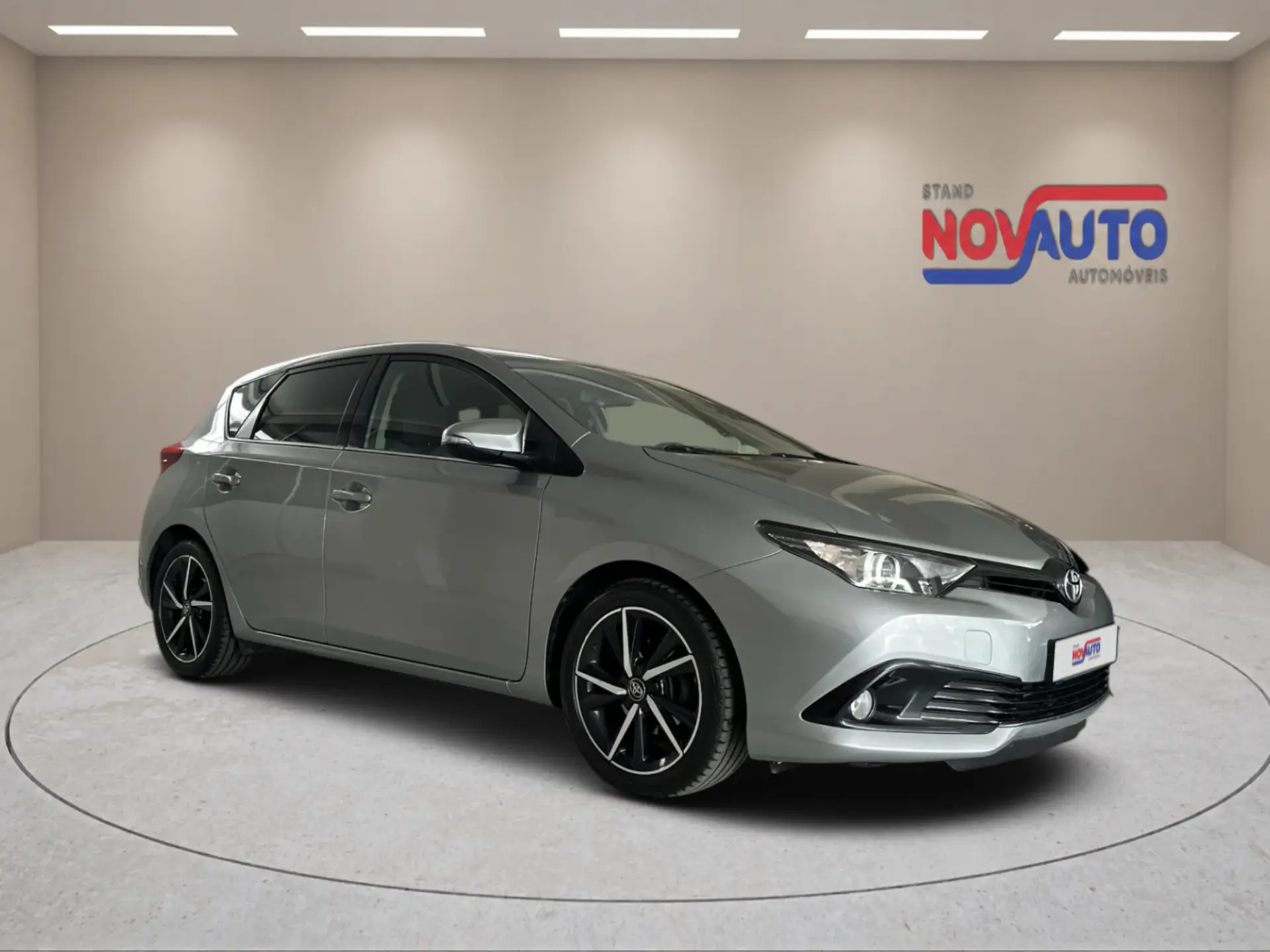 Toyota Auris 1.2T Exclusive 1