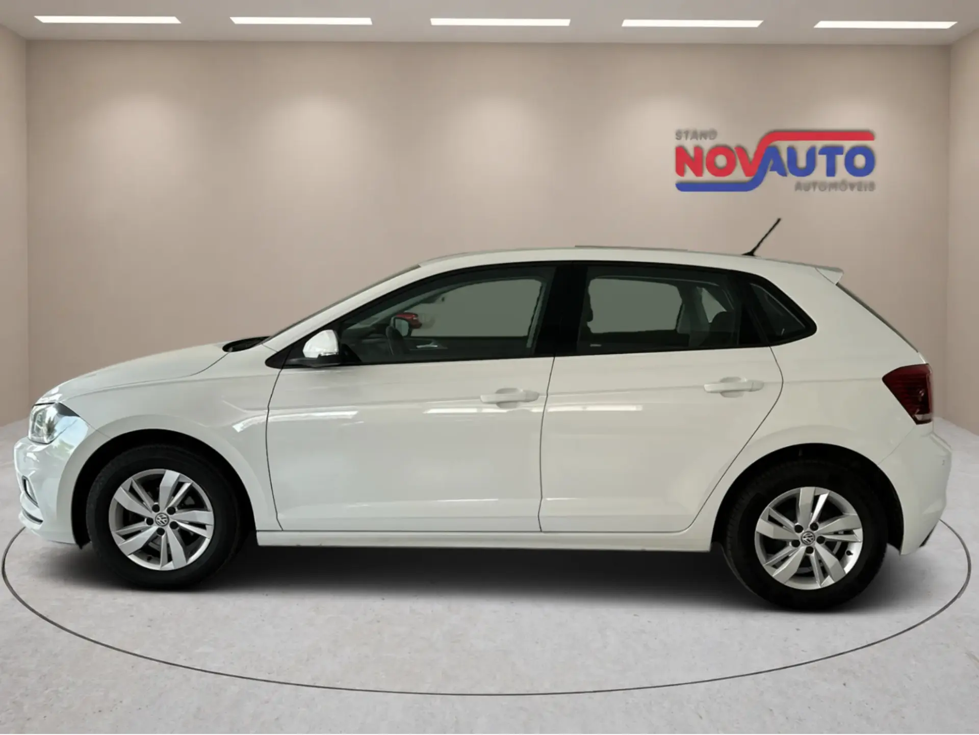 Volkswagen Polo Confortline 6