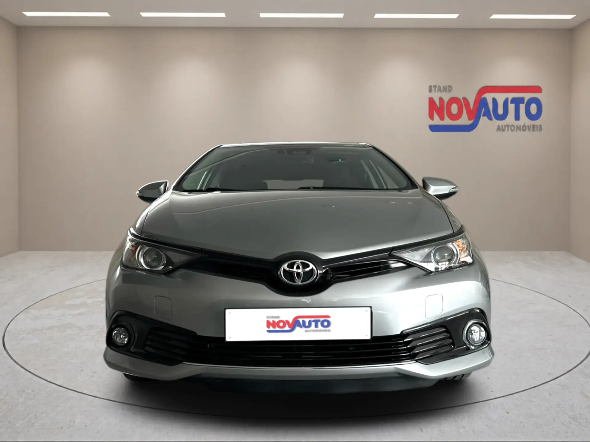 Toyota Auris 1.2T Exclusive 8