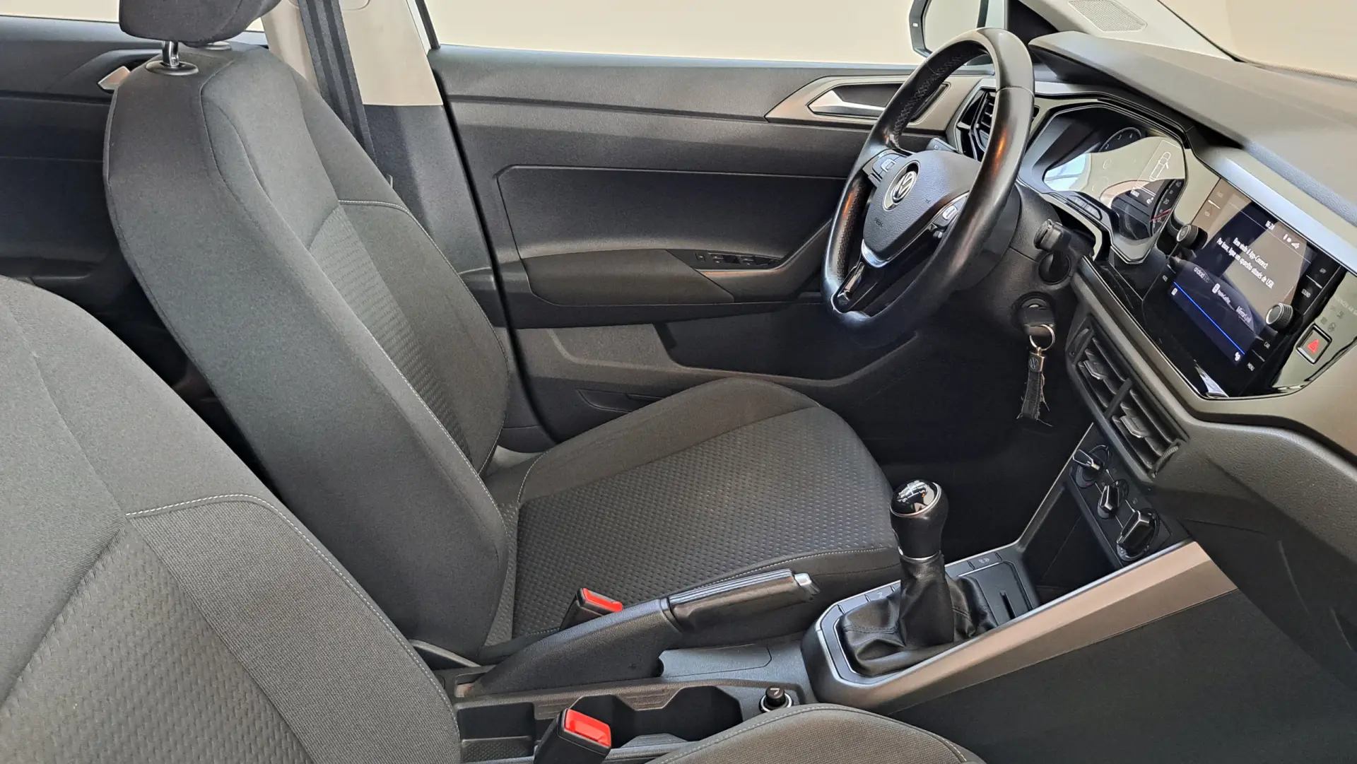 Volkswagen Polo Confortline 19