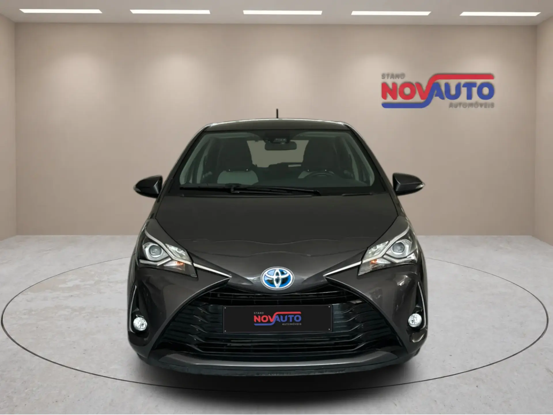 Toyota Yaris 1.5 HSD Sport +P.Techno+P.Luxury 8