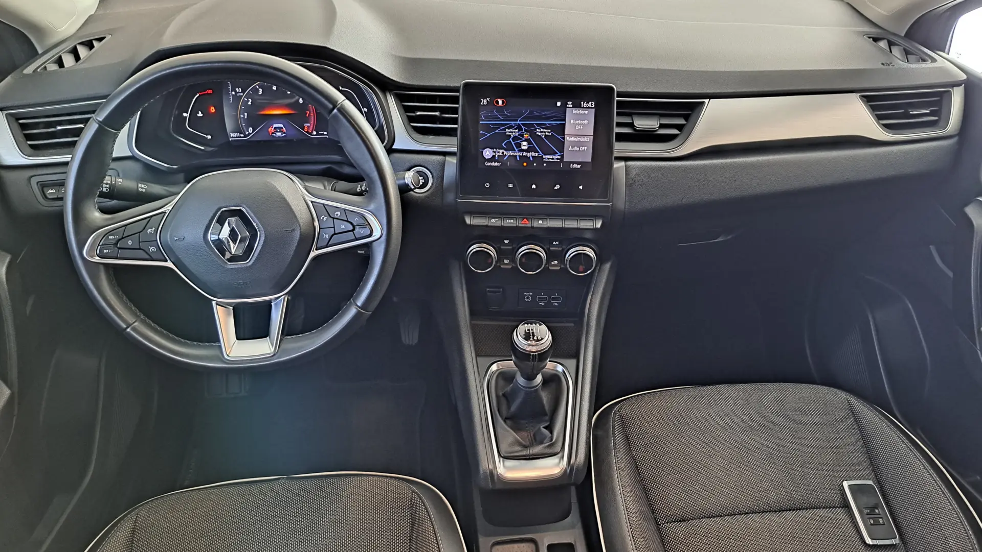 Renault Captur 1.0 TCe Techno 14