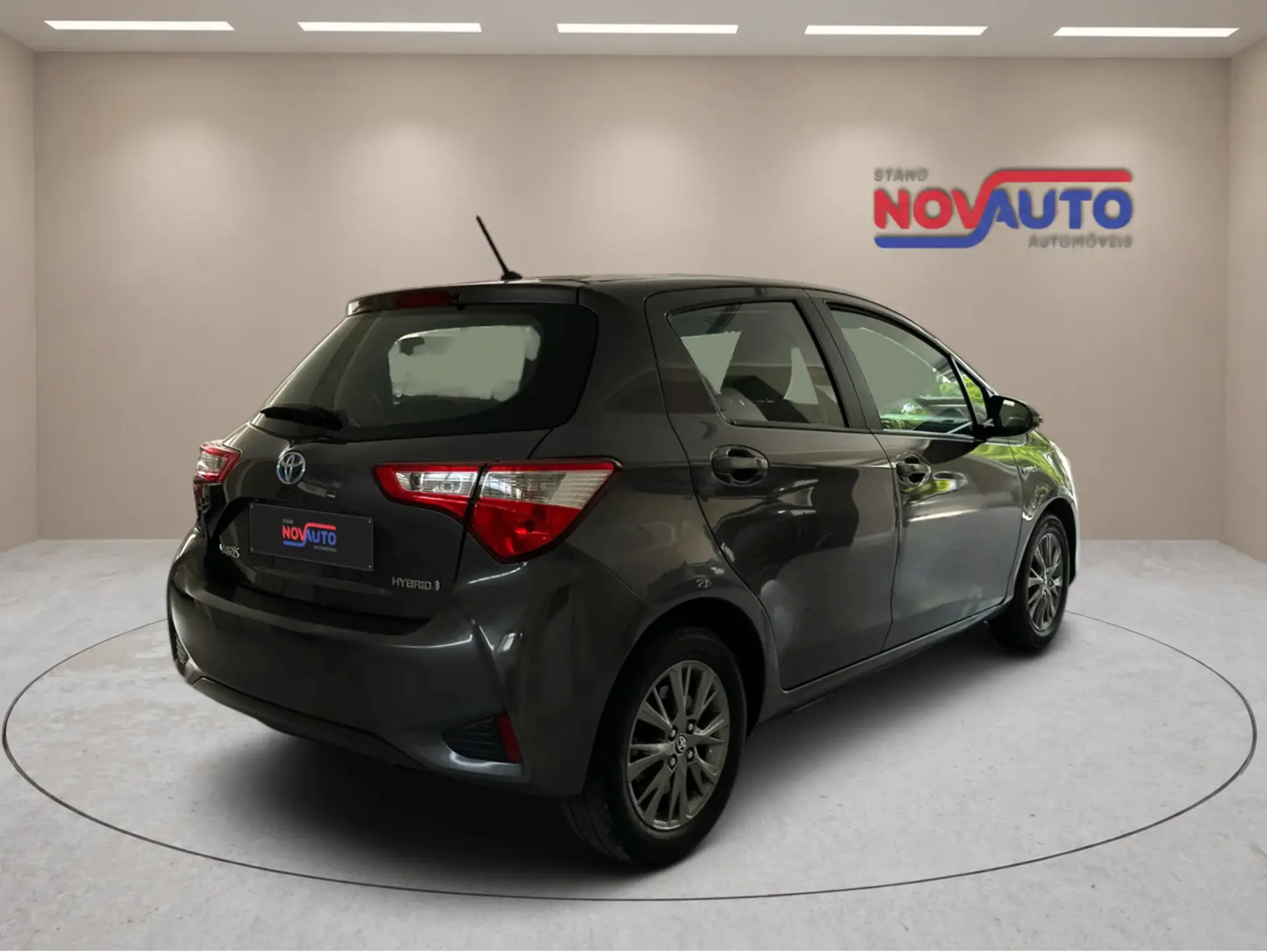 Toyota Yaris 1.5 HSD Sport +P.Techno+P.Luxury 3