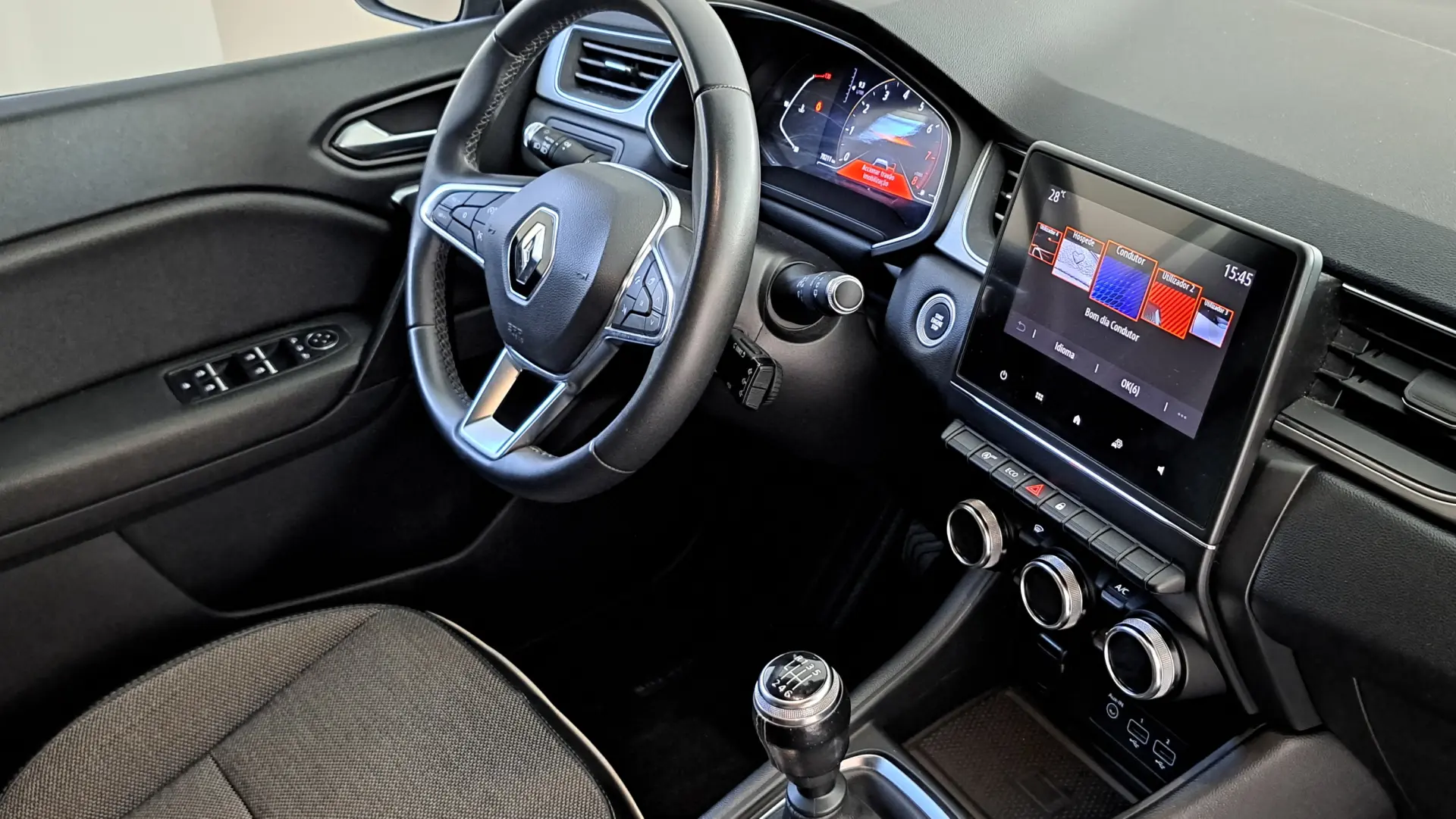 Renault Captur 1.0 TCe Techno 11