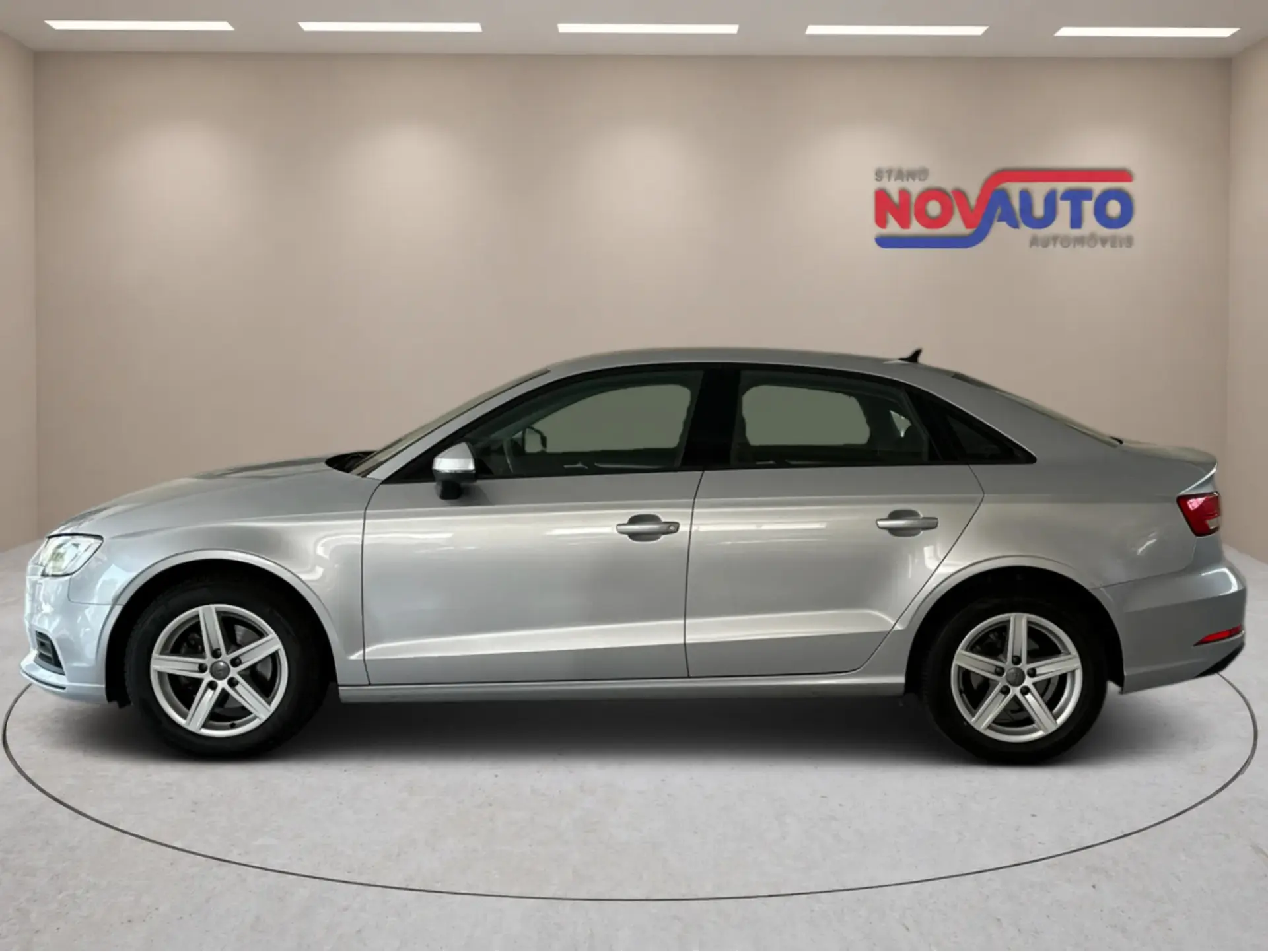 Audi A3 Limousine 30 TFSI Design S tronic 6