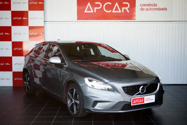 Volvo V40 1.5 T3 Sport Edition R Geartronic 16