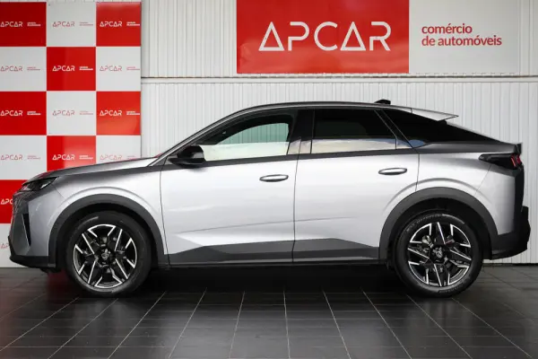 Peugeot 3008 1.2 Hybrid Allure e-DCS6 8