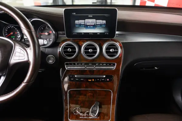 Mercedes-Benz GLC 250 d AMG Line 4-Matic 72