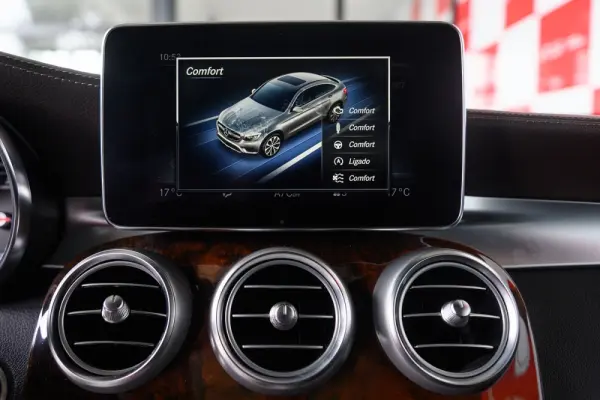 Mercedes-Benz GLC 250 d AMG Line 4-Matic 51